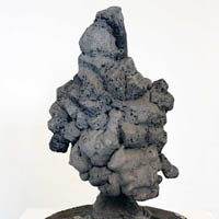 cast aluminium<br>
42 x 30 x 30 cm